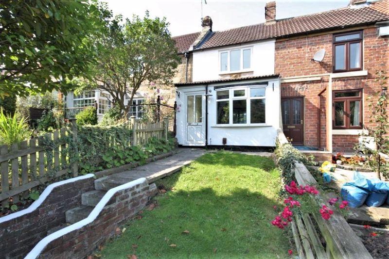 Green Road, SkeltoninCleveland 2 bed terraced house £450 pcm (£104 pw)