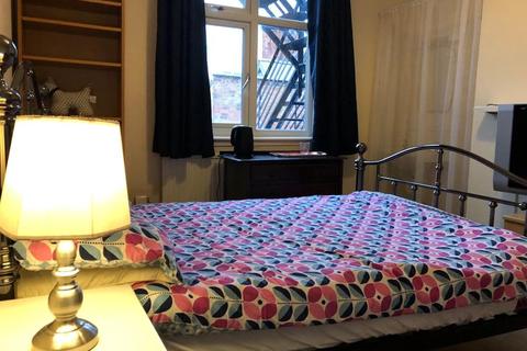 1 bedroom in a house share to rent - Double Room, Saxby Street, Leicester