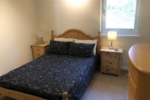 2 bedroom flat to rent, Shaw Crescent, Rosemount, Aberdeen, AB25
