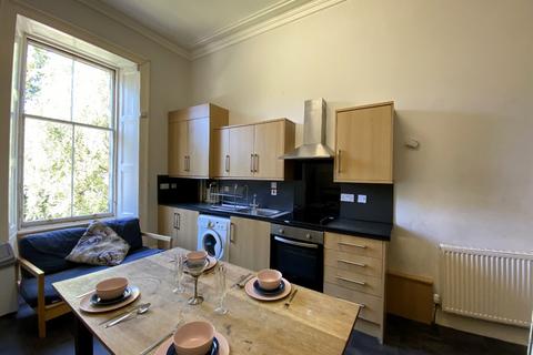 5 bedroom flat to rent, Newington Road, Newington, Edinburgh, EH9