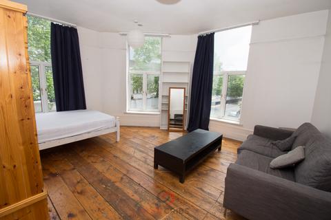 3 bedroom flat to rent, Caledonian Road, Islington, , London  N7