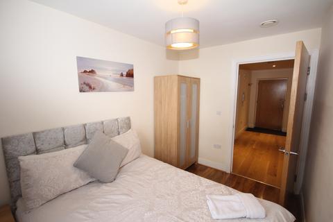 2 bedroom apartment to rent - Garden Court West Drayton