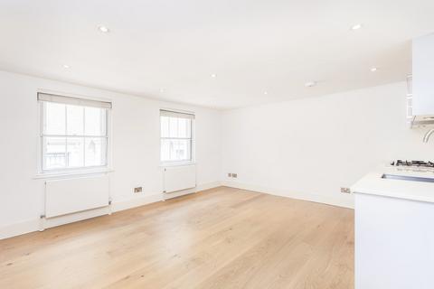 Studio to rent, Marshall Street, Carnaby W1