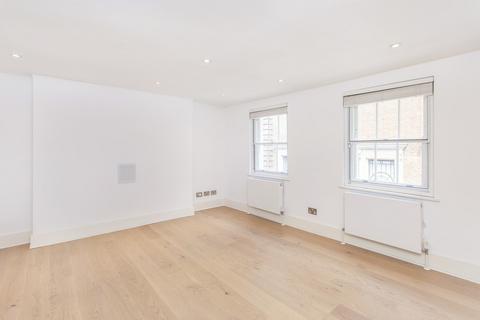 Studio to rent, Marshall Street, Carnaby W1