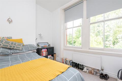 2 bedroom apartment to rent - Dyne Road, London, NW6