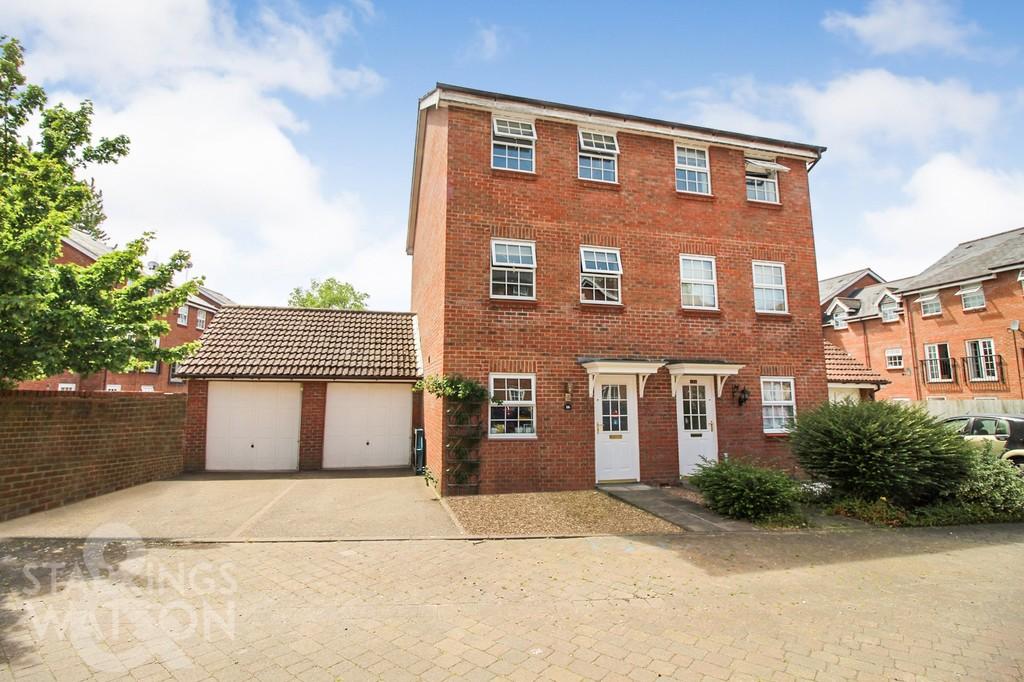 Copenhagen Way, Norwich 4 bed townhouse £325,000