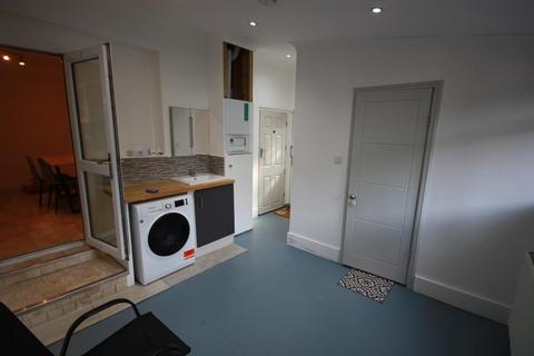 2 bedroom semi-detached house to rent, Kingsdown Avenue, East Acton, London, W3 7UA