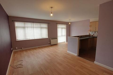 2 bedroom apartment to rent, Chantry Gardens, Southwick