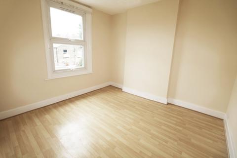 2 bedroom flat to rent, Park Road, Colliers Wood, London, SW19