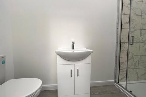 3 bedroom end of terrace house to rent, Maidstone Road, Bounds Green, London, N11