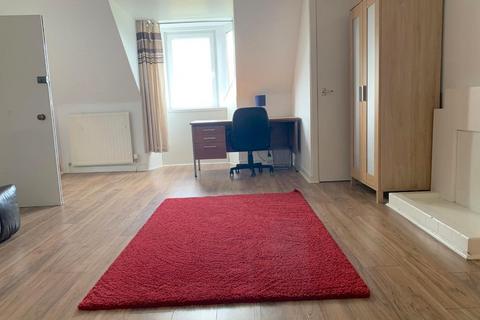 undefined, Upper Bridge Street, Stirling Town, Stirling, FK8