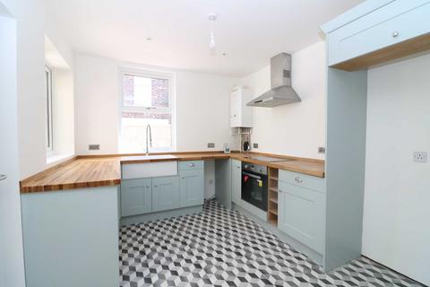 3 bedroom terraced house to rent, Ince Avenue, Liverpool