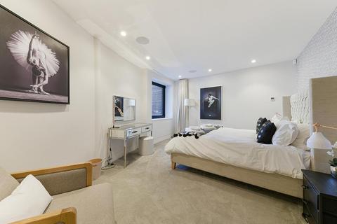 3 bedroom house to rent, Rostrevor Mews, Fulham, SW6