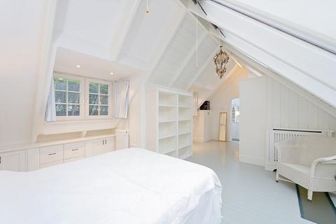 2 bedroom mews to rent, Scarsdale Studios, London, W8