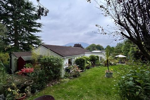 16 Avenue Crescent, Abergavenny, NP7 7DE