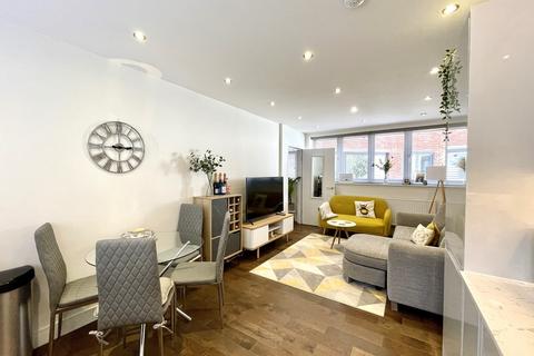 1 bedroom ground floor flat to rent, Church Lane, Oxted RH8