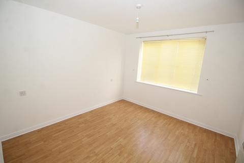 2 bedroom ground floor flat to rent, Morris Fields, Normanton