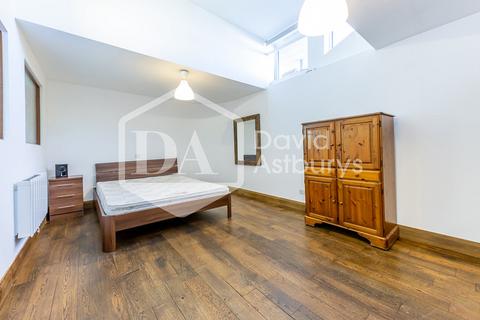 1 bedroom apartment to rent, Lynton Road, Crouch End, London