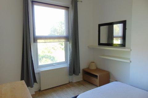 1 bedroom flat to rent, FFF Effra Road, London, SW2 1BZ