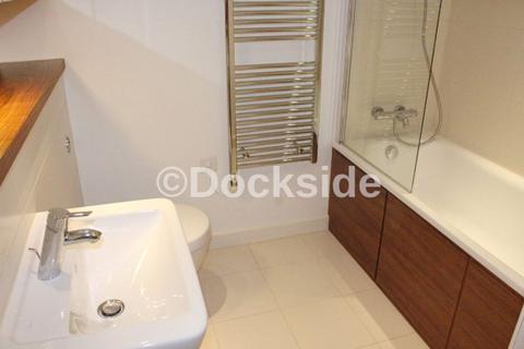 2 bedroom apartment to rent, Two double bedroom apartment comprising of open plan living accommodation. To book and appointment [use Contact Agent...