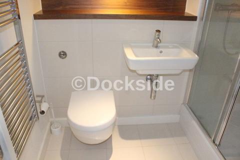 2 bedroom apartment to rent, Two double bedroom apartment comprising of open plan living accommodation. To book and appointment [use Contact Agent...