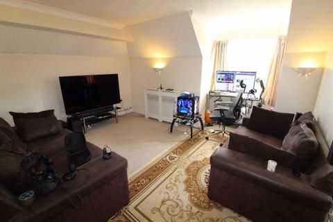 2 bedroom flat to rent - Arthurs Close, Bristol, BS16 7JB