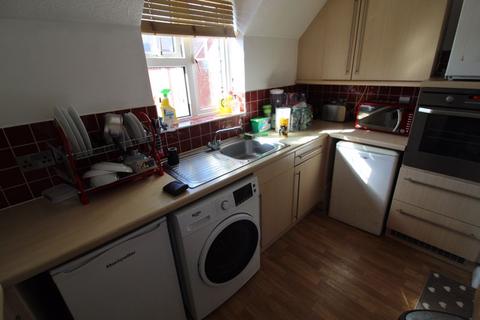 2 bedroom flat to rent - Arthurs Close, Bristol, BS16 7JB