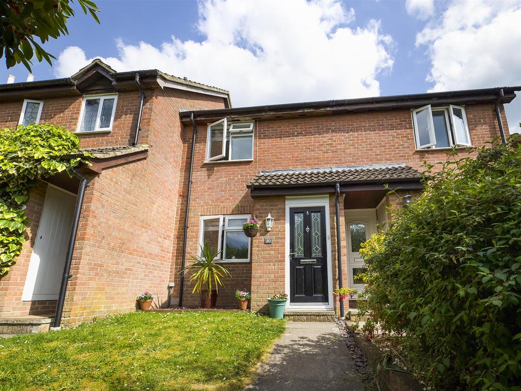 Gloucester Drive, Basingstoke 2 bed house £260,000