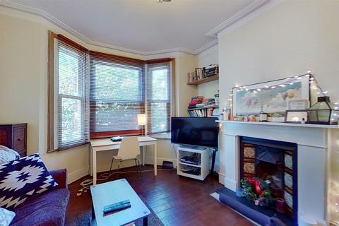 1 bedroom flat to rent - Vanderbilt Road Earlsfield London