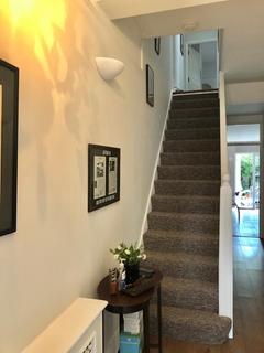 1 bedroom in a house share to rent, LATIMER ROAD , NORTH KENSINGTON, LONDON W10