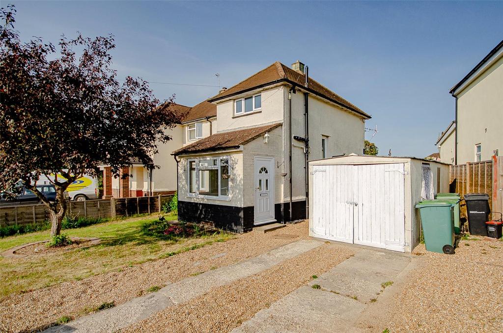 Nottingham Avenue, Maidstone, Kent, ME15 2 bed semidetached house £