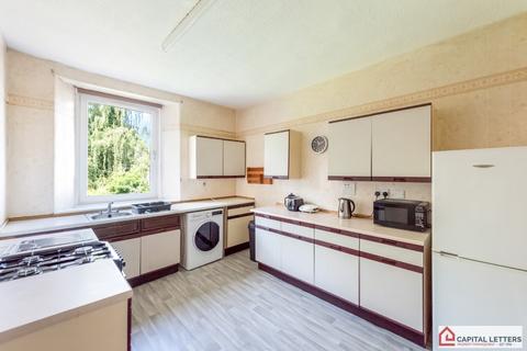 2 bedroom flat to rent, James Street, Stirling FK8