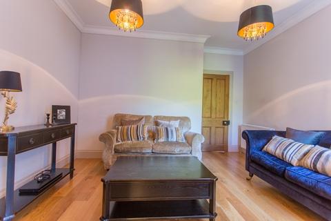 2 bedroom flat to rent, Broomhill Road, West End, Aberdeen, AB10