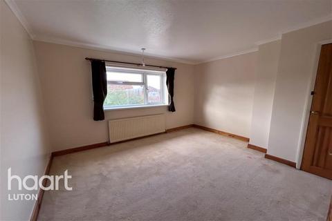 3 bedroom semi-detached house to rent, Stoneygate Road, Luton