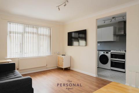 1 bedroom maisonette to rent, Tonstall Road, Epsom