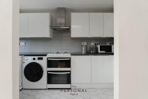 1 bedroom maisonette to rent, Tonstall Road, Epsom