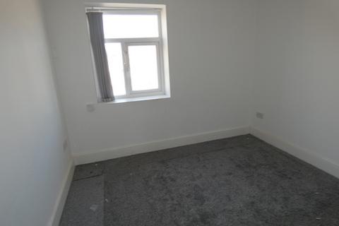 2 bedroom property to rent, Talbot Road Flat 2