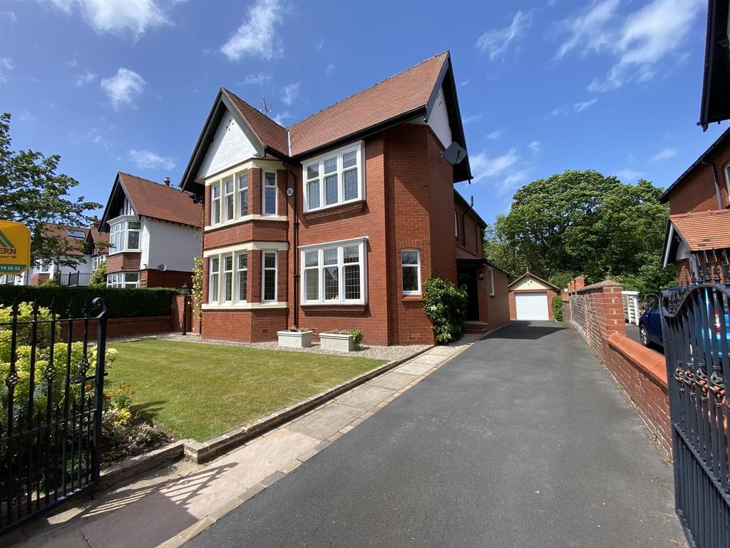 Norfolk Road, Lytham 4 bed detached house £950,000