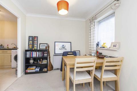 1 bedroom flat to rent, Tinniswood Close, London, N5