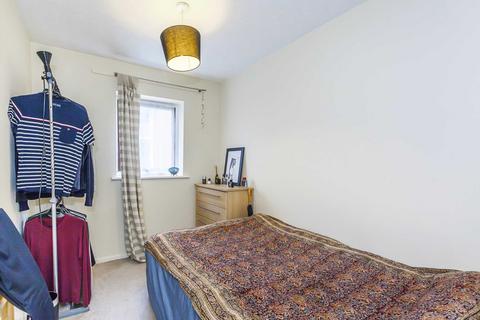 1 bedroom flat to rent, Tinniswood Close, London, N5