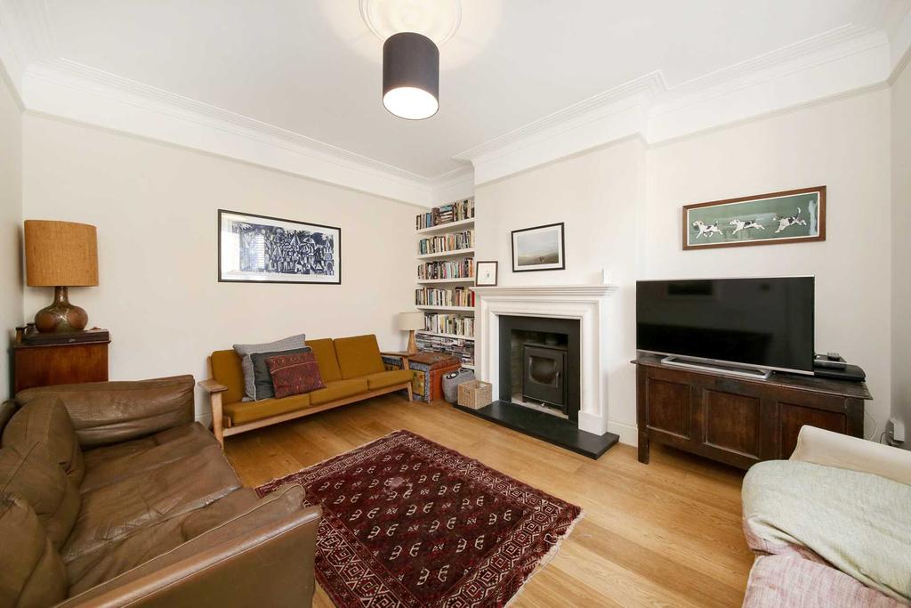 Bicknell Road Herne Hill Border SE5 9AU 6 bed end of terrace house £