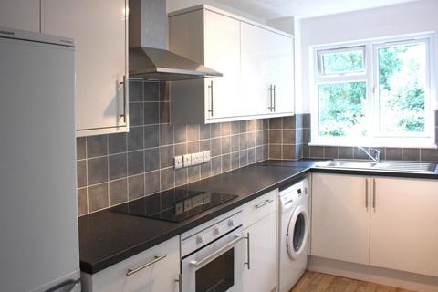 undefined, Dukes Close, Petersfield, GU32 3QZ