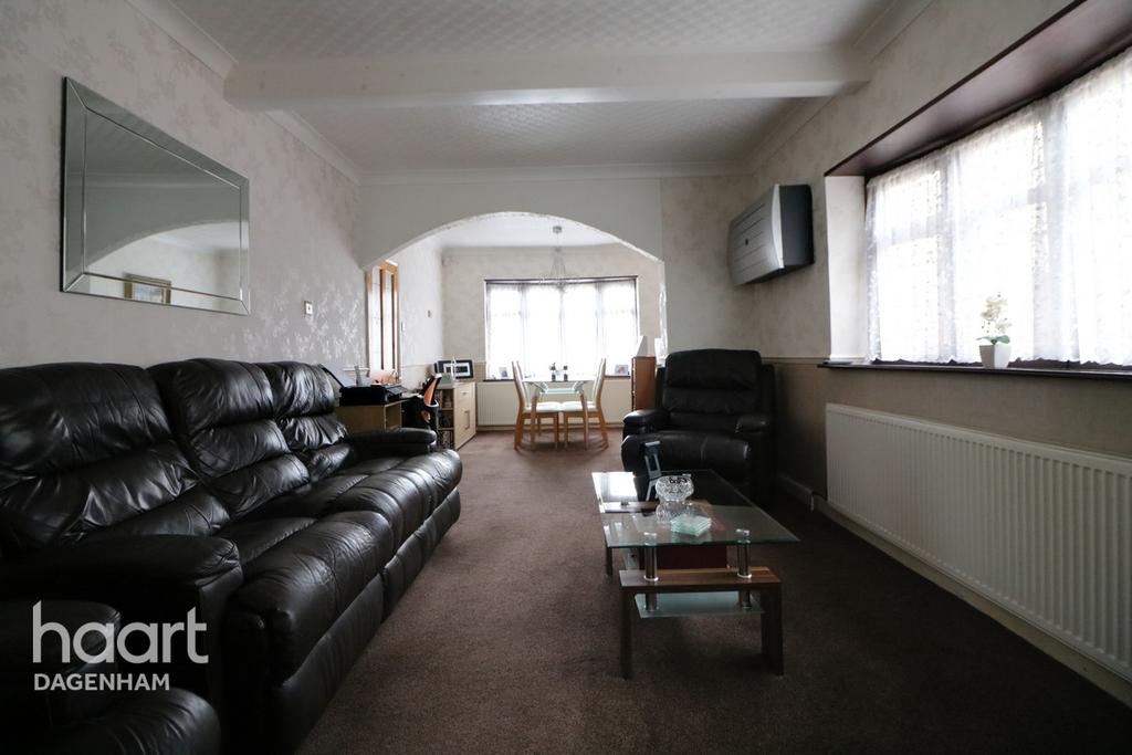 Chaplin Road, Dagenham 2 bed end of terrace house £325,000