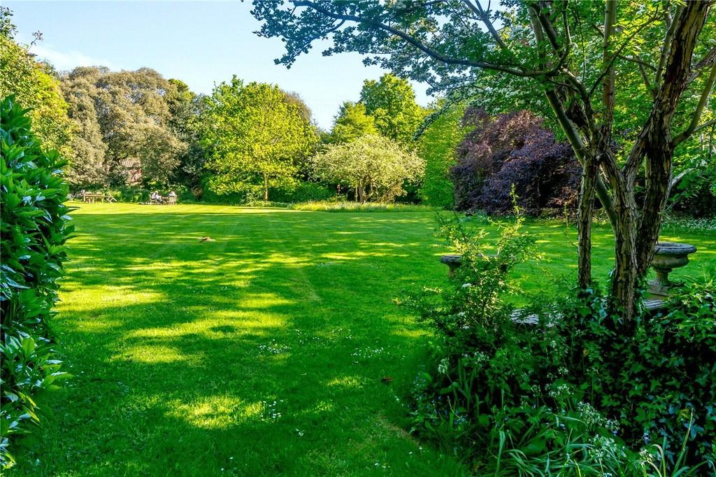 Raby Place gardens