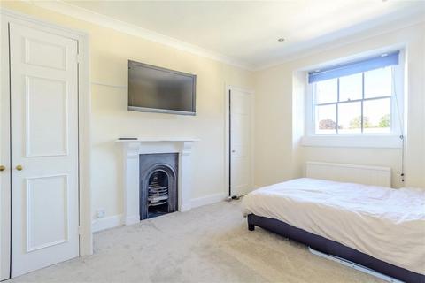 3 bedroom maisonette to rent, Raby Place, Bath