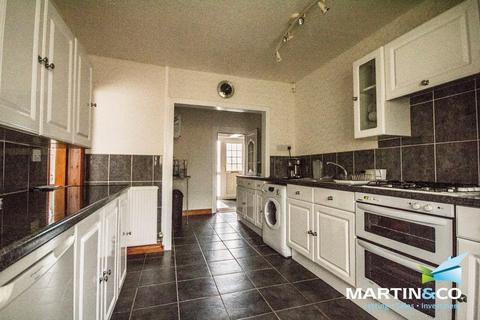 3 bedroom terraced house to rent, Millcroft Close, Bartley Green, B32