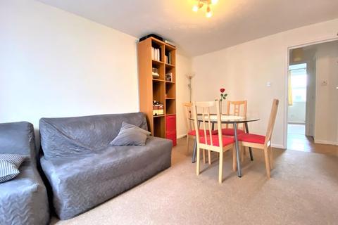 1 bedroom apartment to rent - Fishguard Way, Galleons Lock, E16