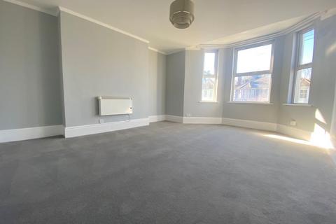 Studio to rent, Upper Grosvenor Road, Tunbridge Wells