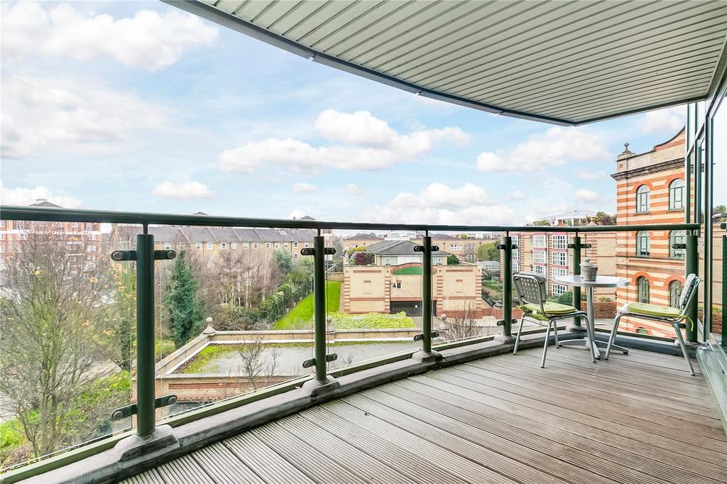 Apartment in London - View 3