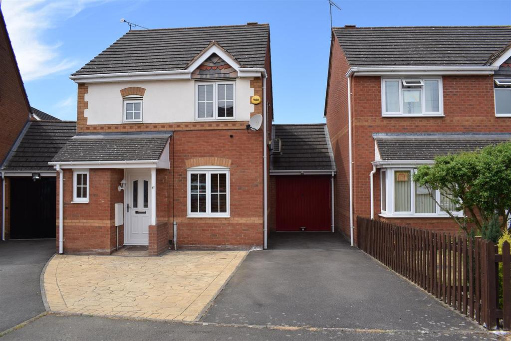 Upton Drive, Maple Park, Nuneaton 2 bed link detached house £199,950